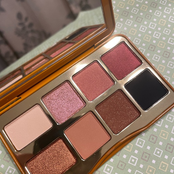 Too Faced pallet bundle - Picture 3 of 3